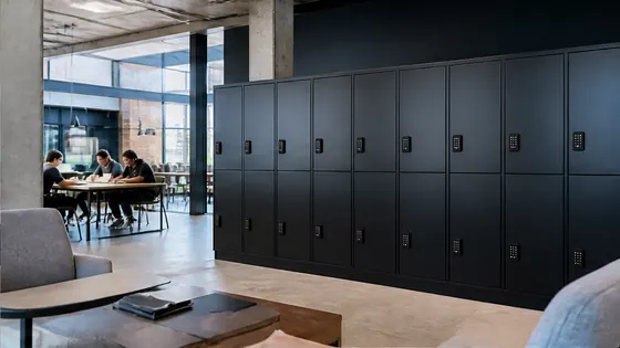 Keyless smart lockers for universities — a real-world smart locker setup for 2026